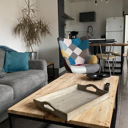 Joli Appartement 50 M2 Classe 3 Etoiles Avec Terrasse Et Jardin La Rochelle  Zewnętrze zdjęcie